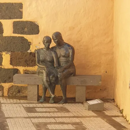 Piso Amanecer Cruce Arinaga 아파트 *